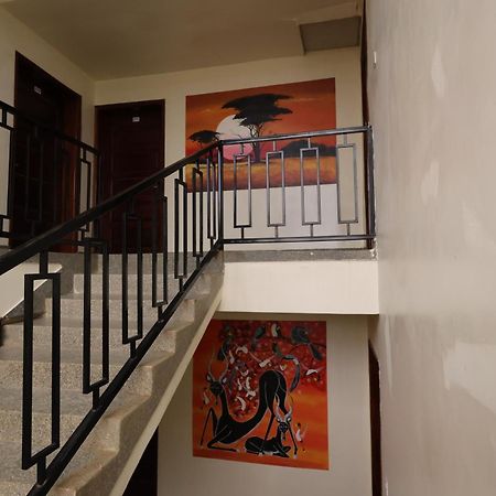 Bon Bini Residence Kampala Bagian luar foto