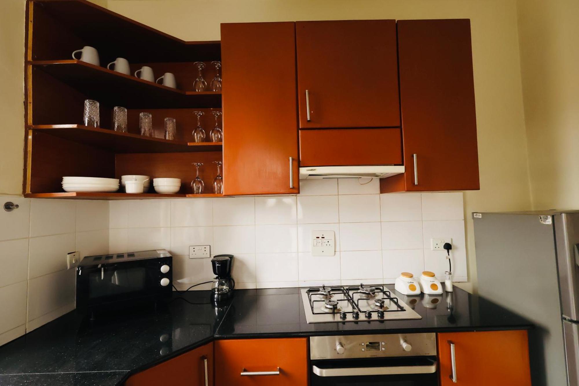 Bon Bini Residence Kampala Bagian luar foto
