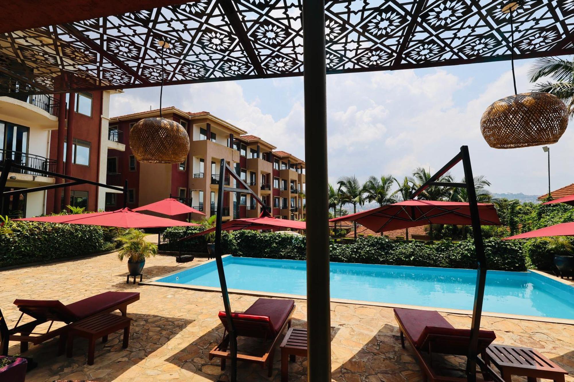Bon Bini Residence Kampala Bagian luar foto
